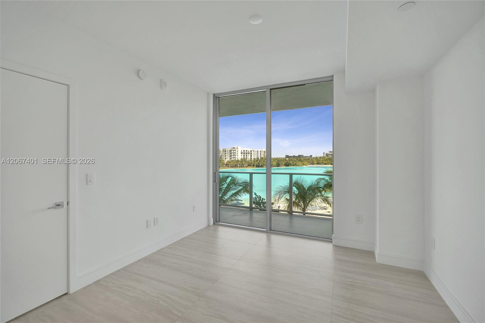 2411 Laguna Circle