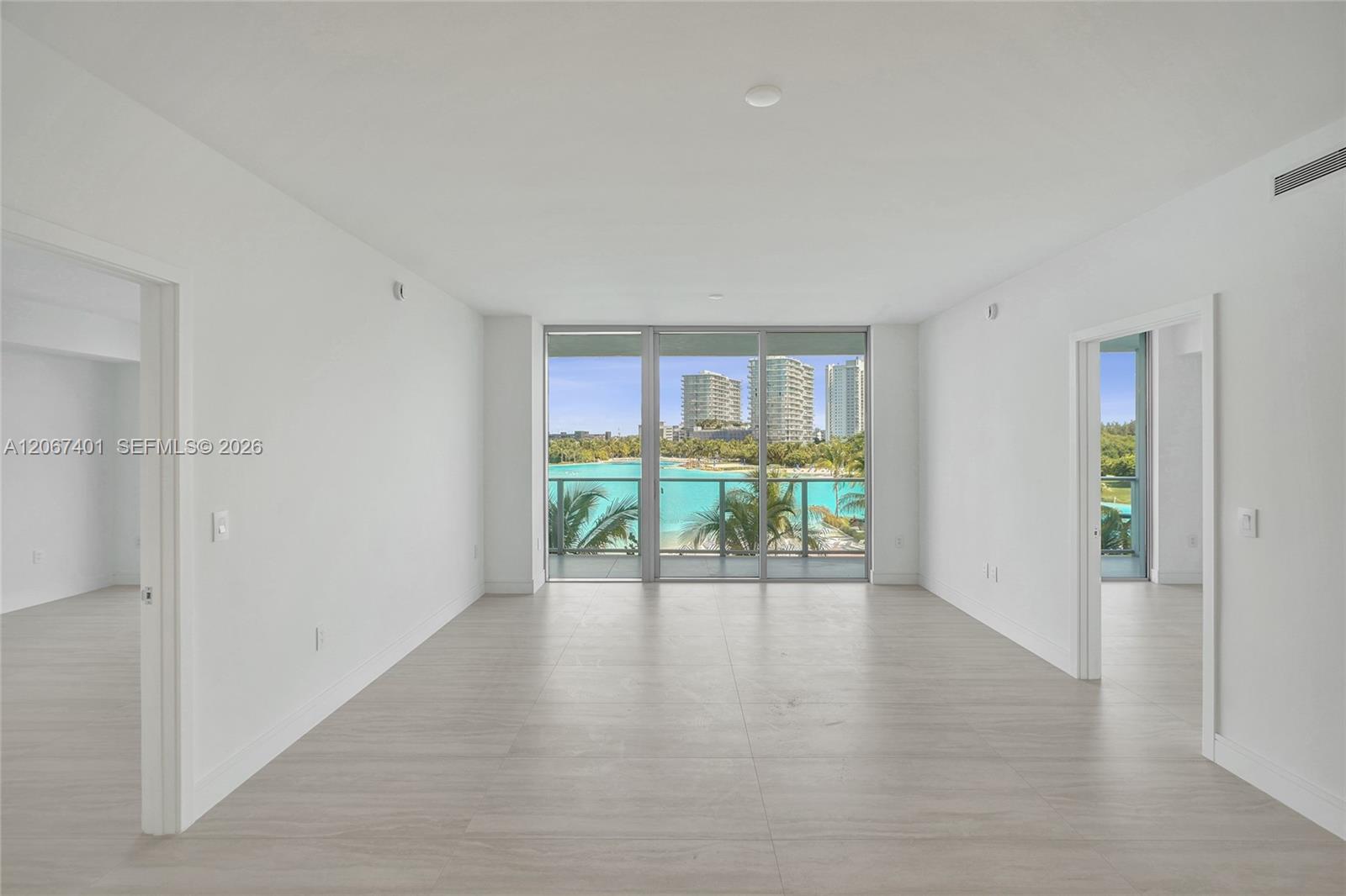 2411 Laguna Circle