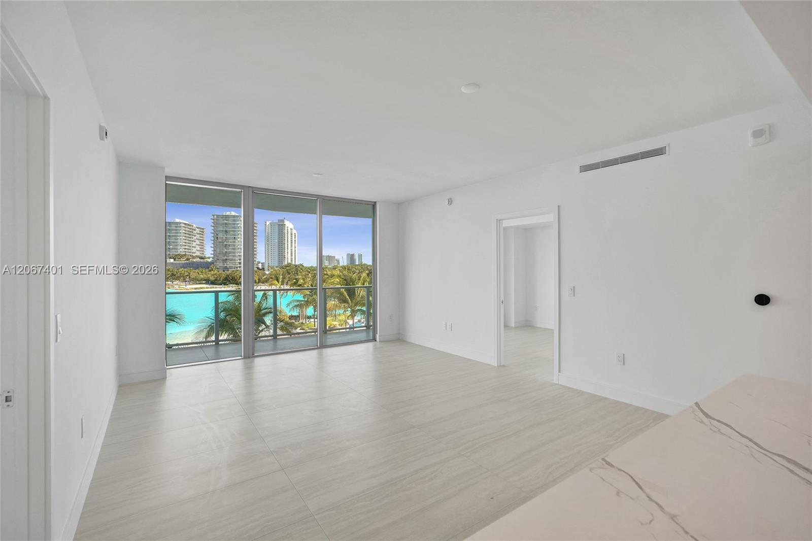 2411 Laguna Circle