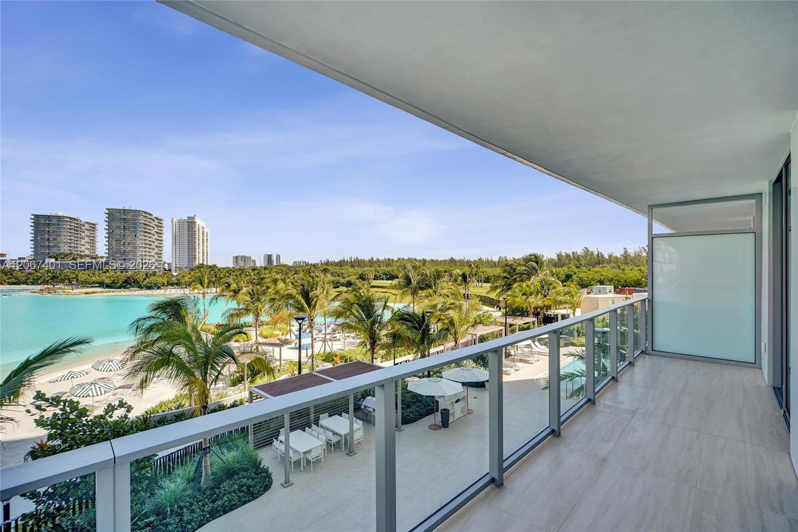 2411 Laguna Circle