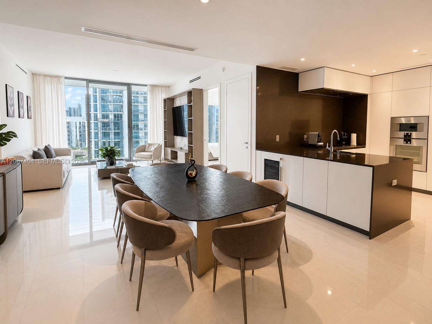 300 Biscayne Boulevard Way