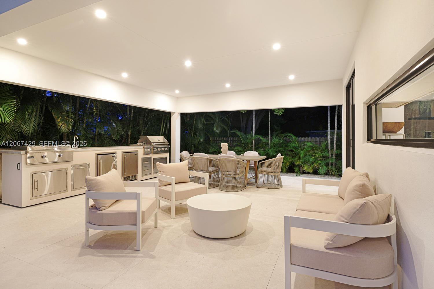 1015 NE 114th Street