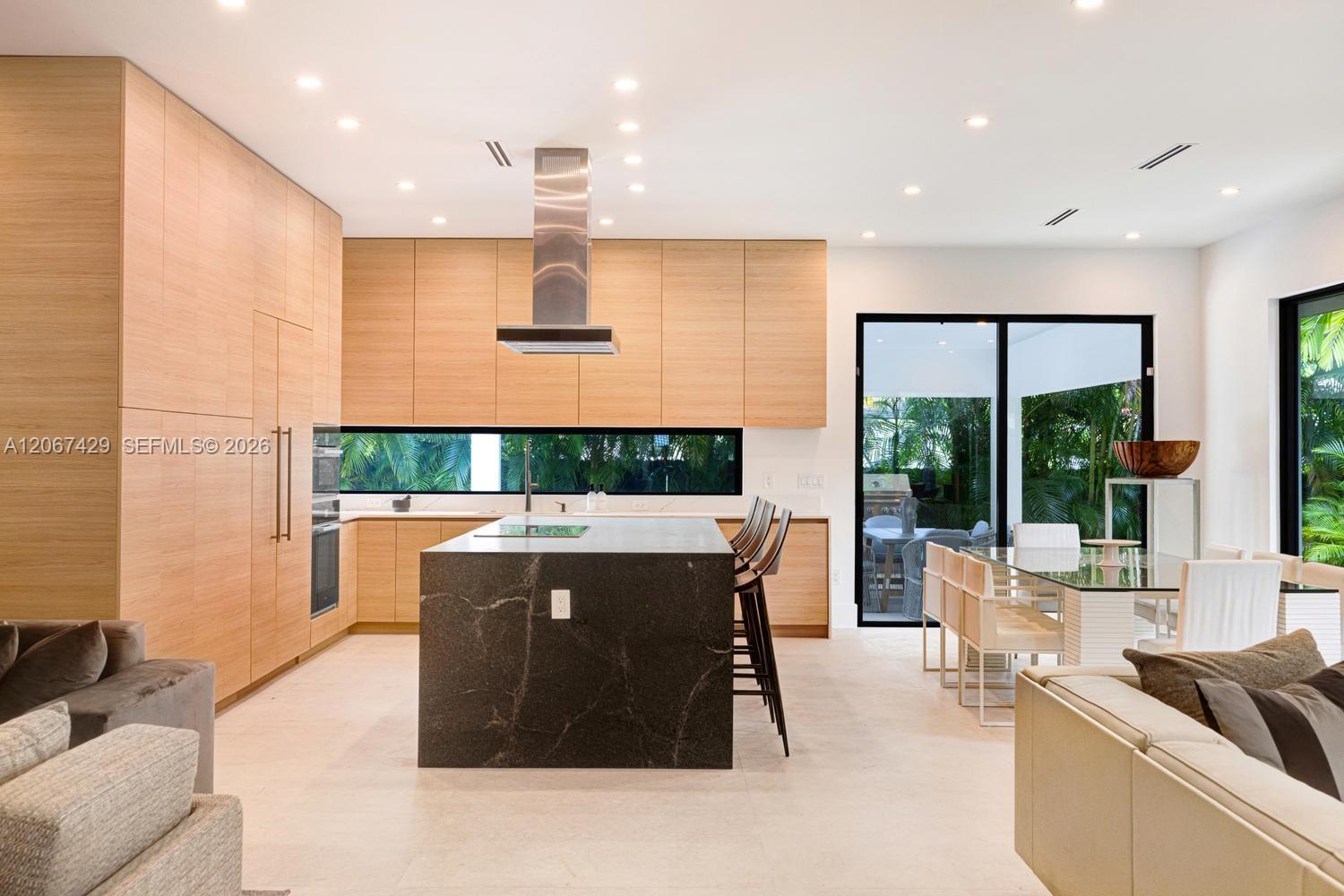 1015 NE 114th Street