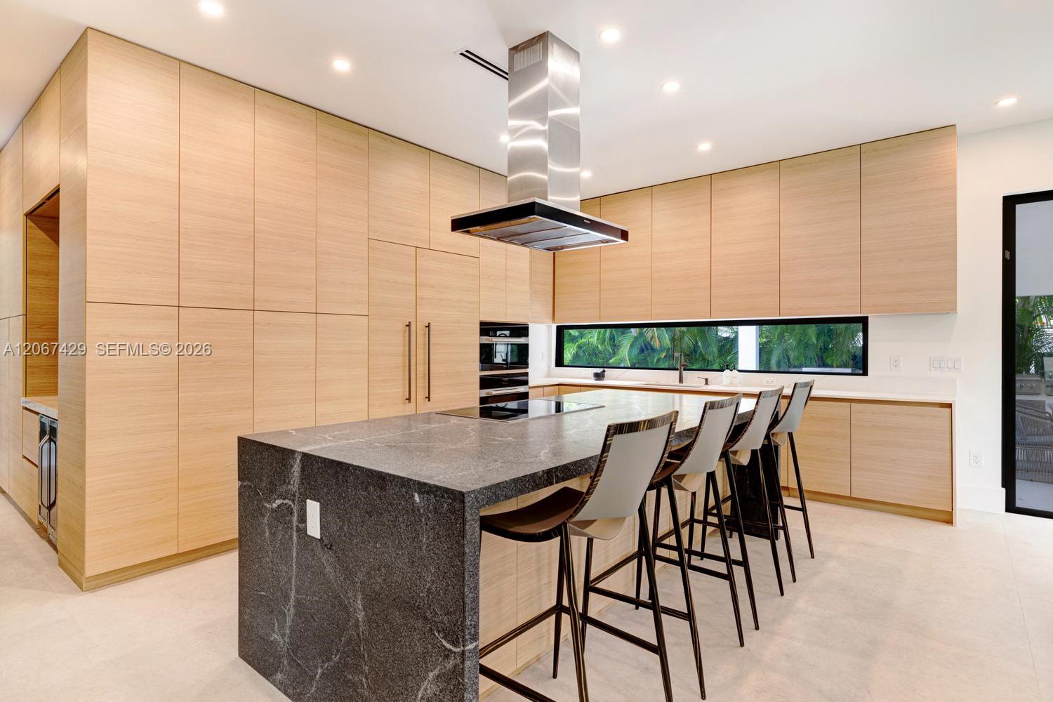 1015 NE 114th Street