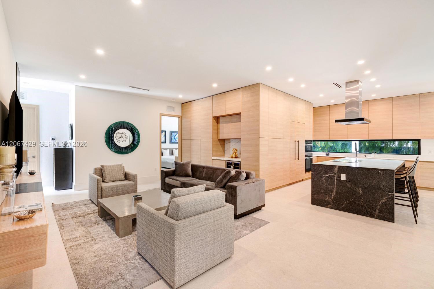 1015 NE 114th Street