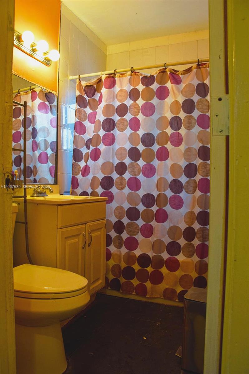 371 W 47th Street