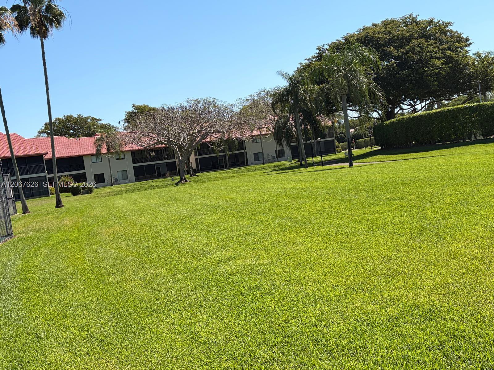 7860 Lexington Club Boulevard