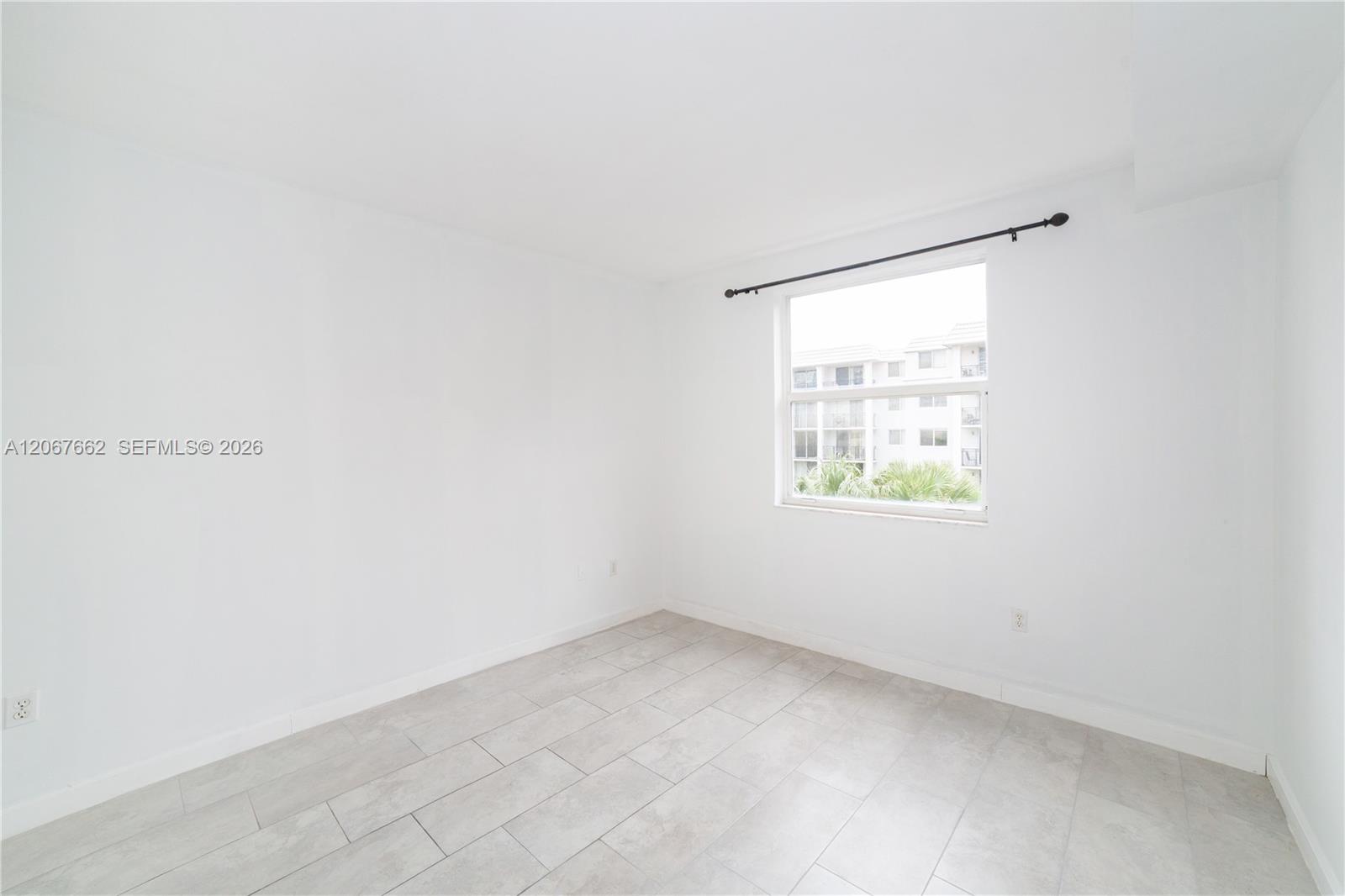 17125 N Bay Road