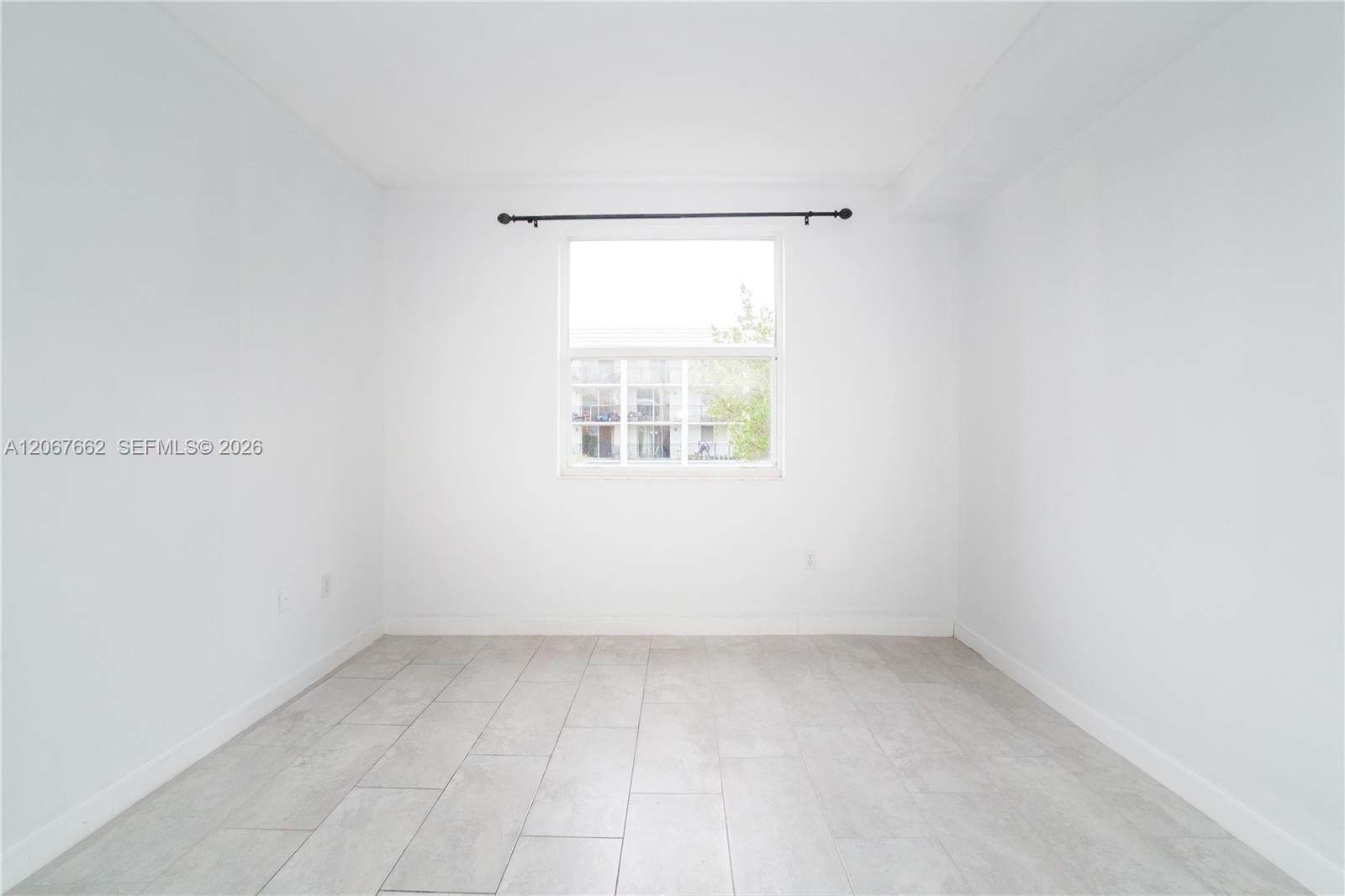 17125 N Bay Road