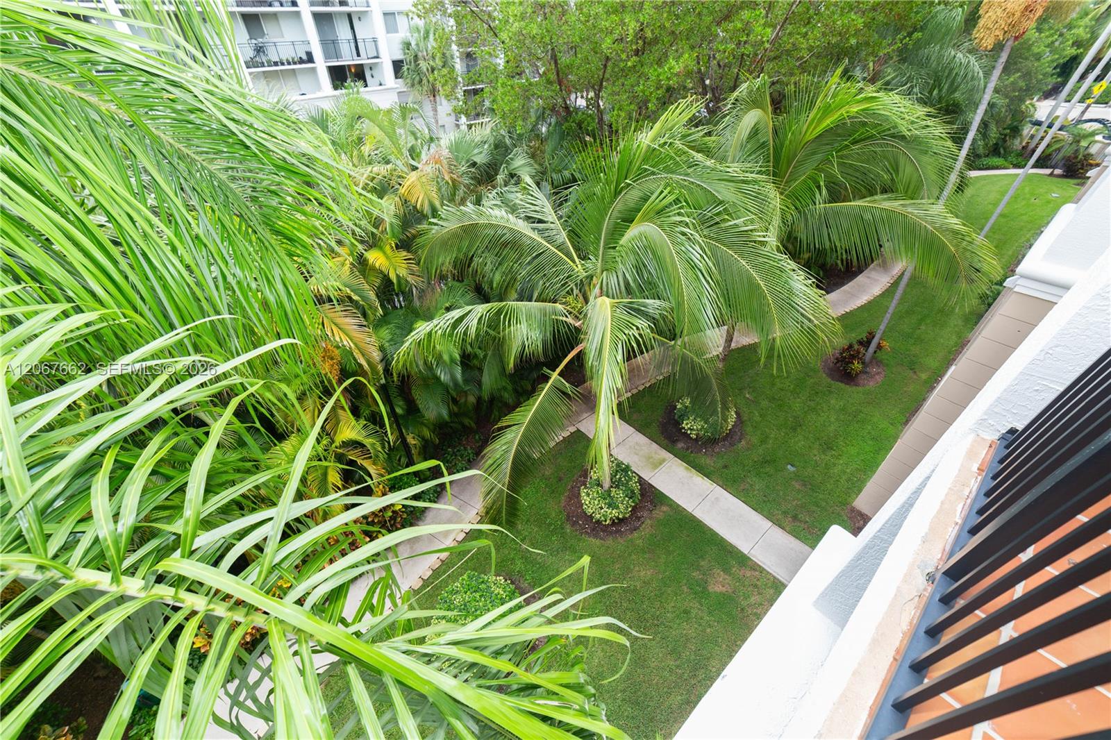 17125 N Bay Road