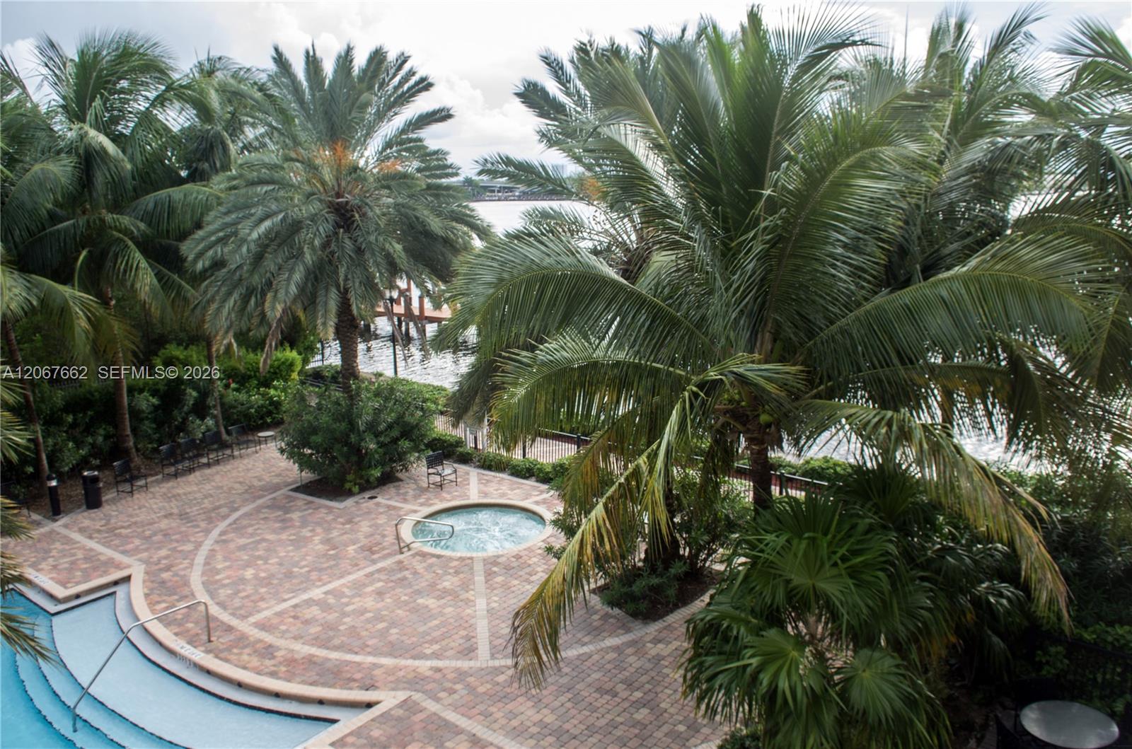 17125 N Bay Road