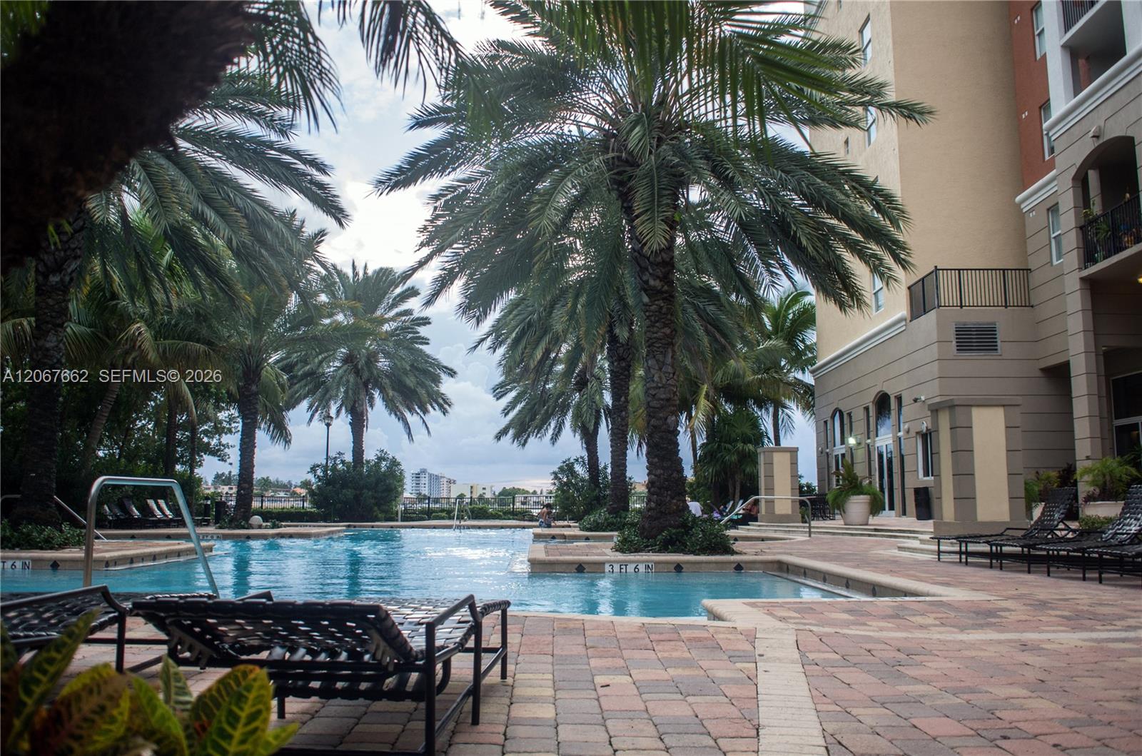 17125 N Bay Road