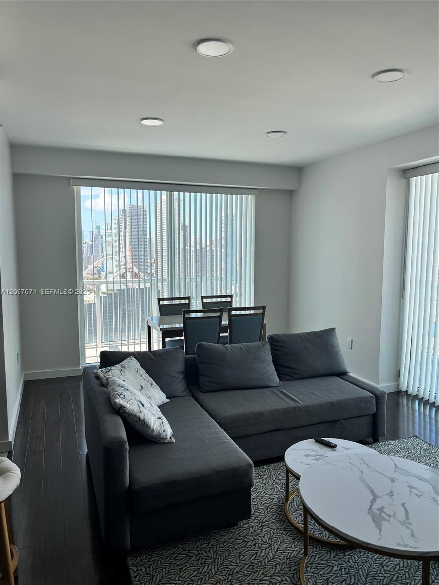 1900 N Bayshore Drive