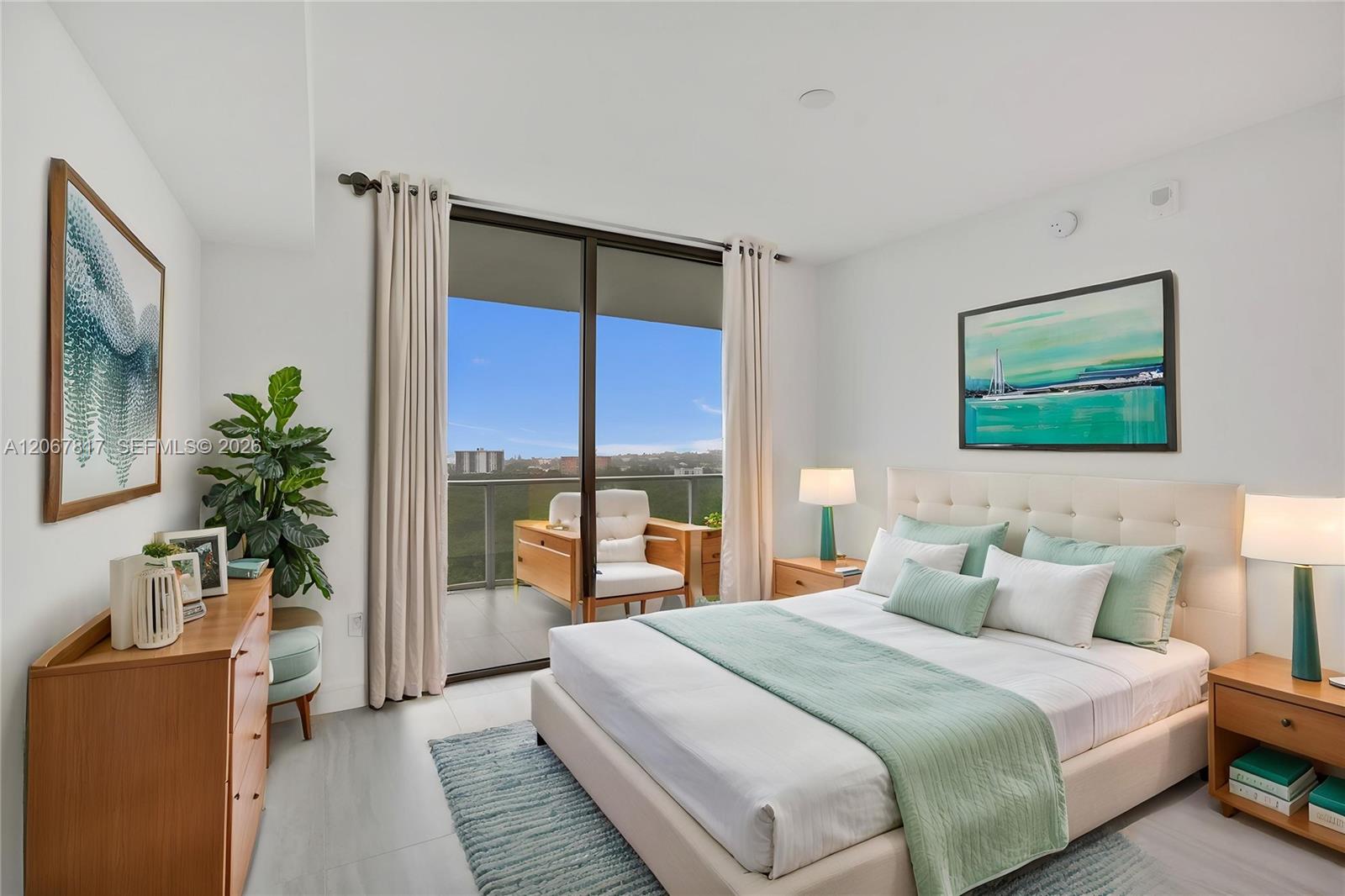 2411 Laguna Circle