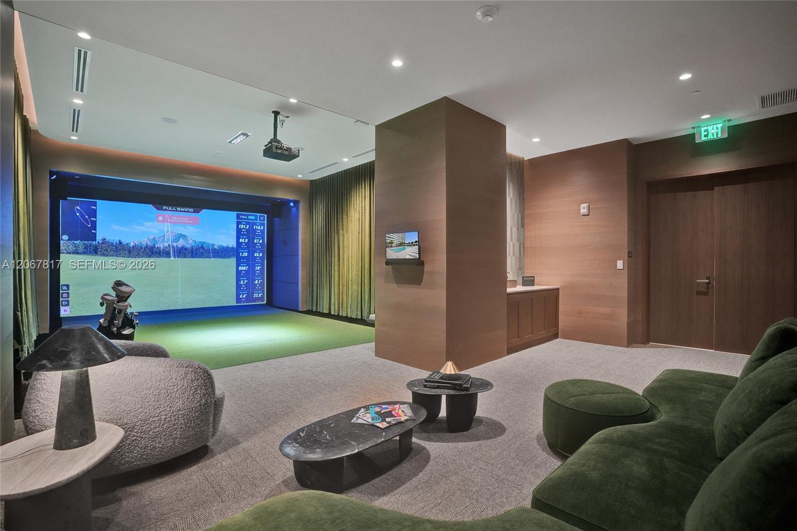 2411 Laguna Circle