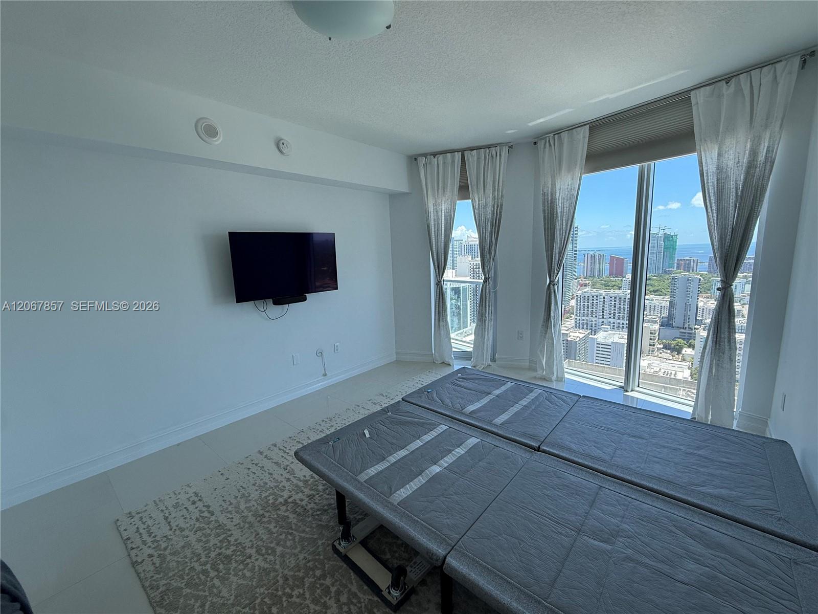 185 SW 7th Street