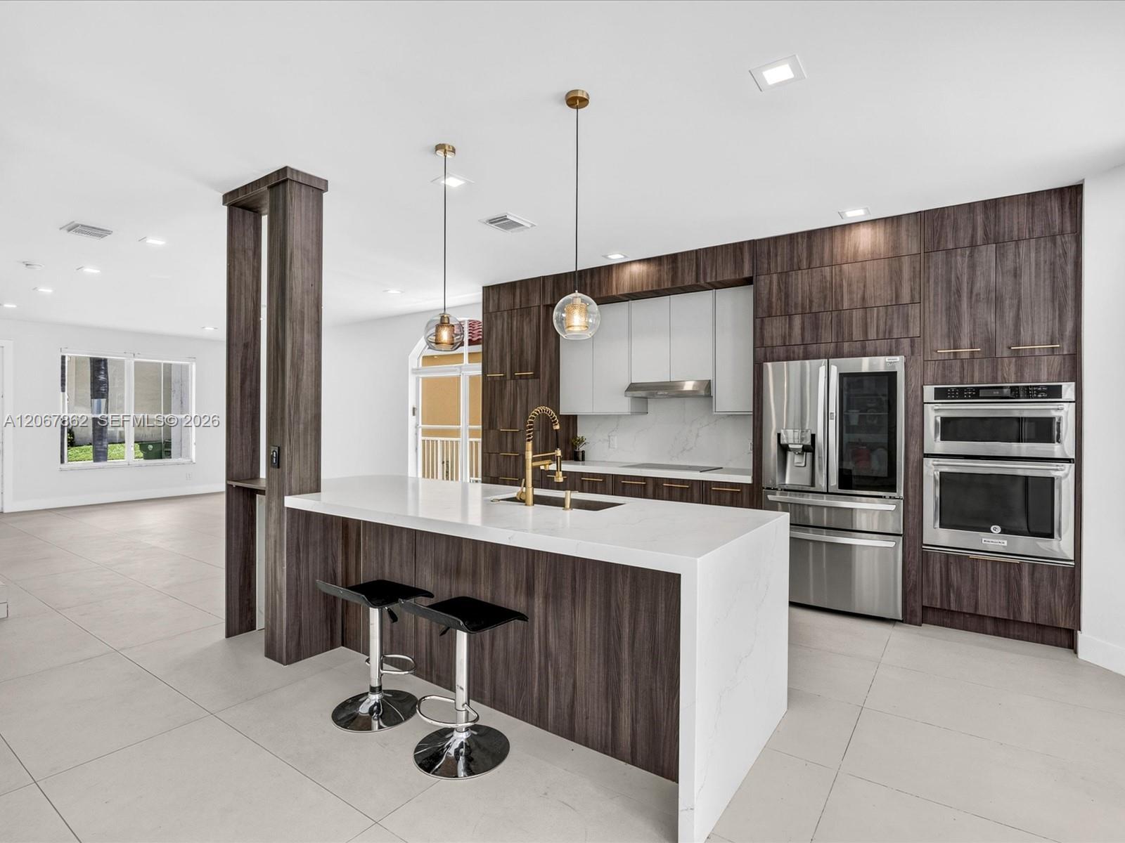1800 NW 78th Avenue
