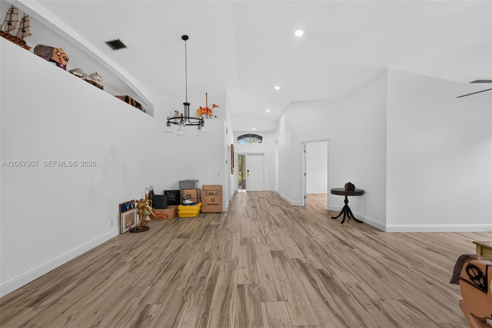 10471 S Utopia Circle gallery image #12