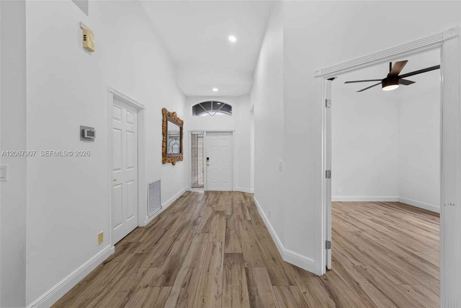 10471 S Utopia Circle gallery image #14