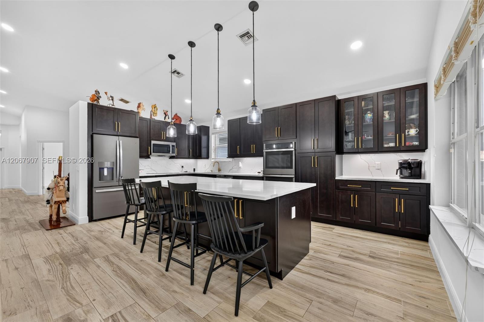 10471 S Utopia Circle gallery image #2