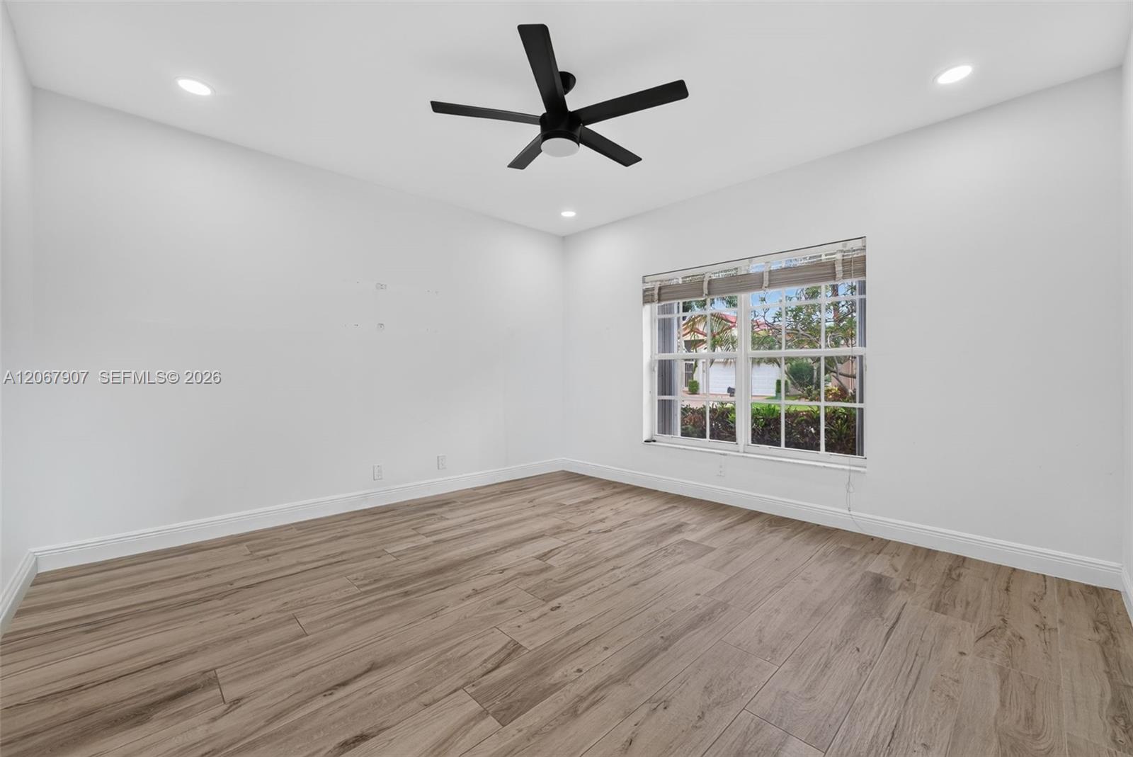 10471 S Utopia Circle gallery image #23