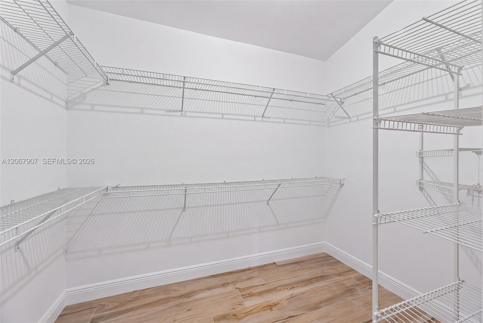 10471 S Utopia Circle gallery image #8
