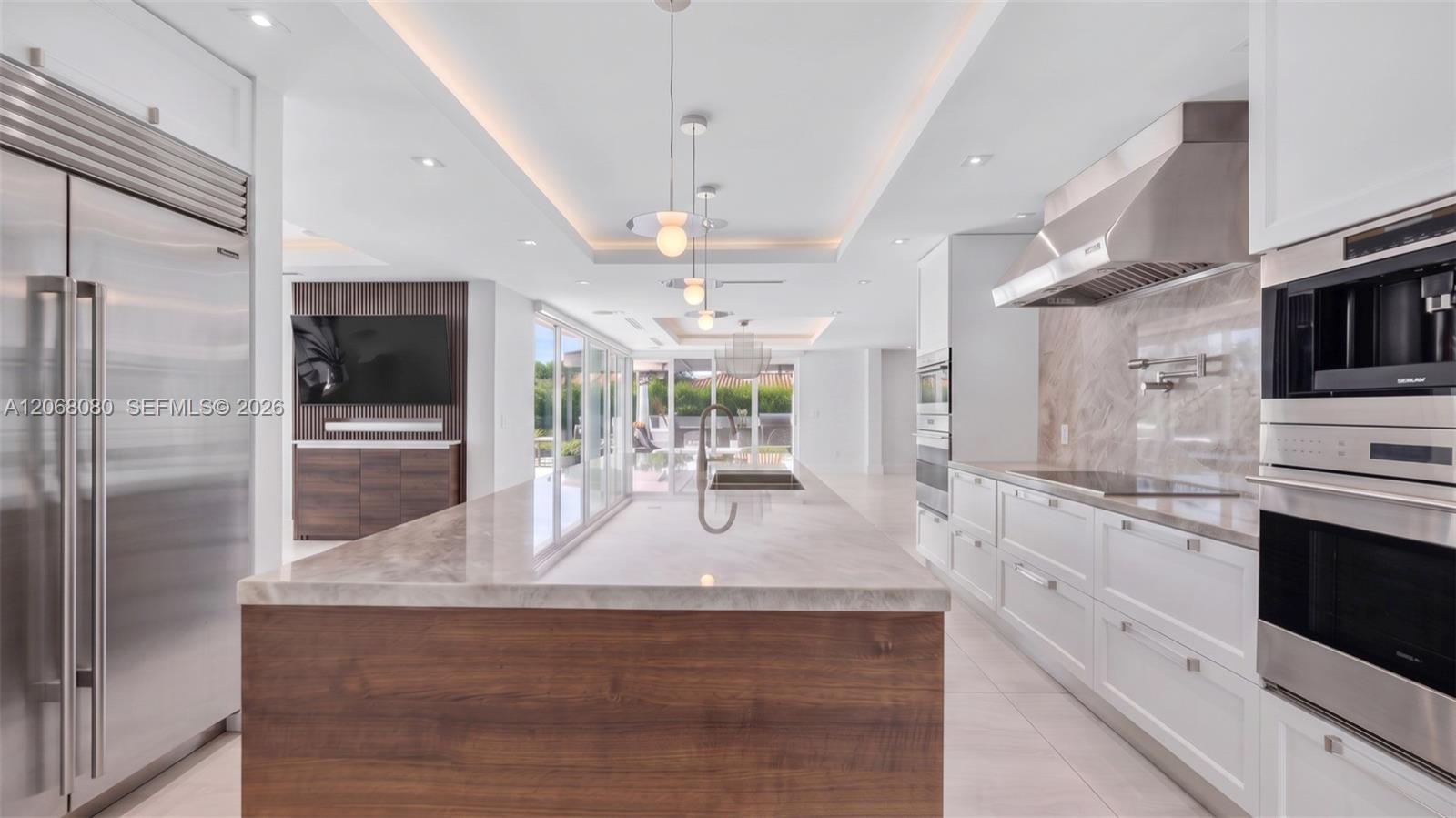 6819 Sunrise Place