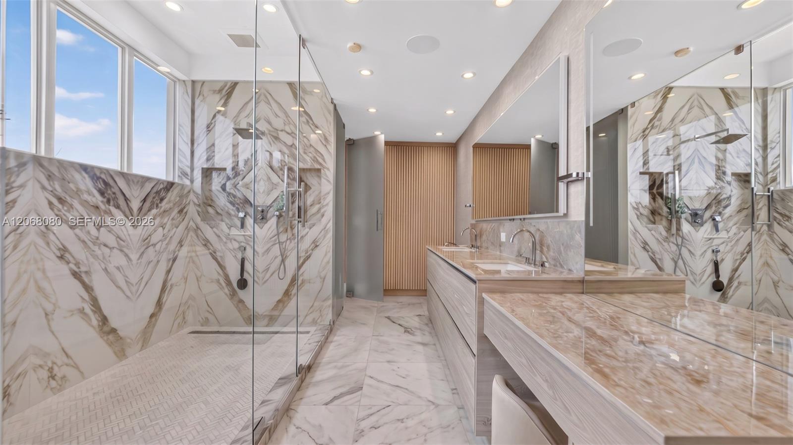 6819 Sunrise Place