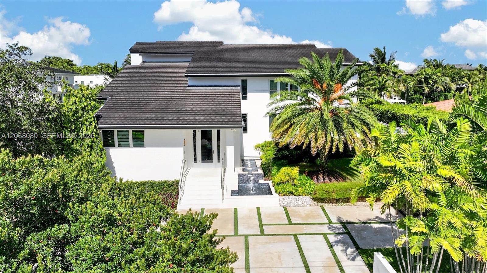 6819 Sunrise Place