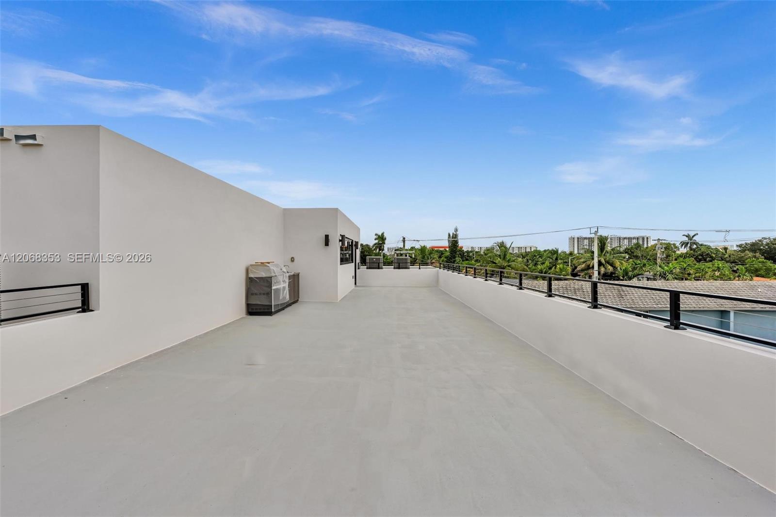 2220 SW 14th Street
