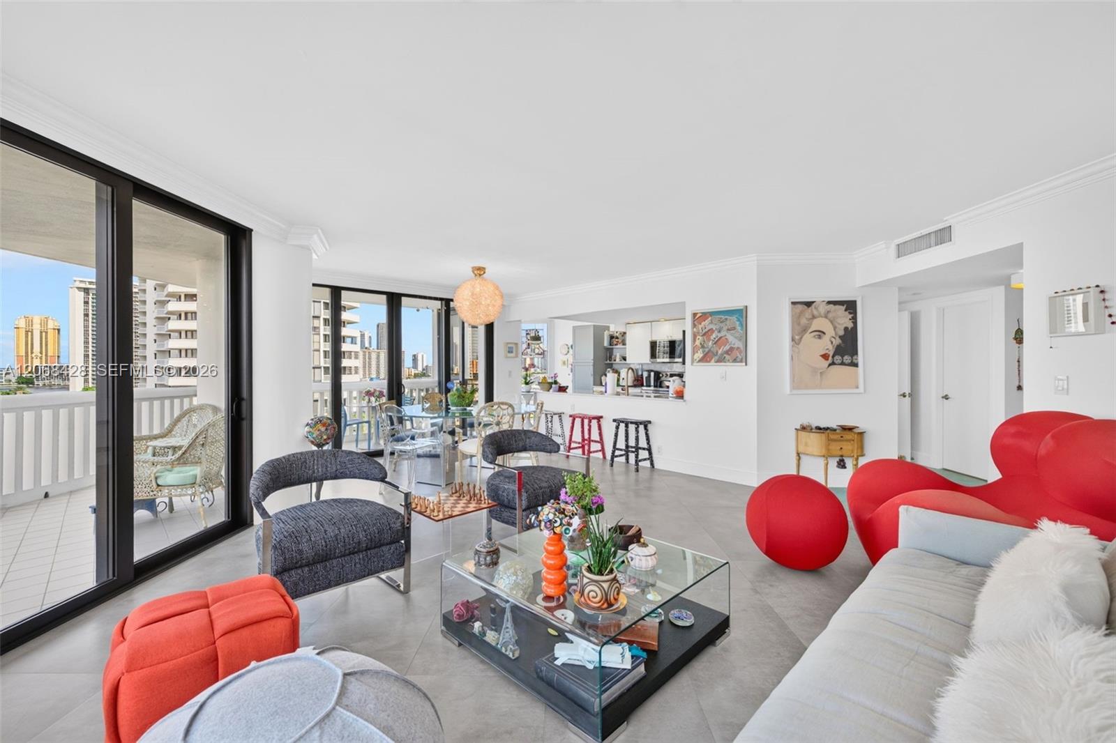 1000 Island Boulevard