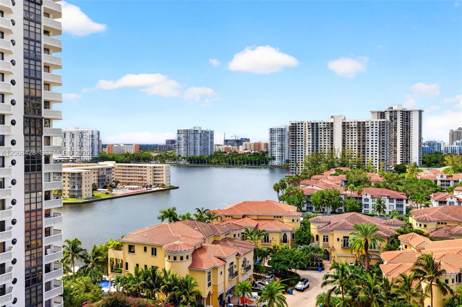 1000 Island Boulevard