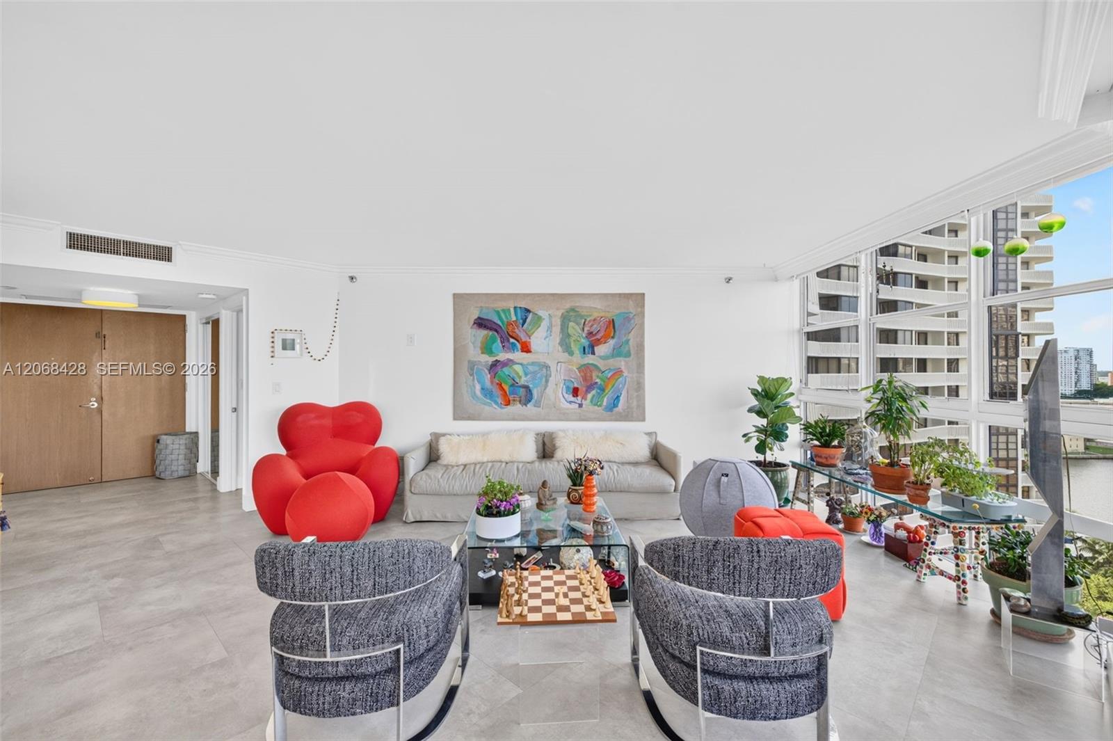 1000 Island Boulevard