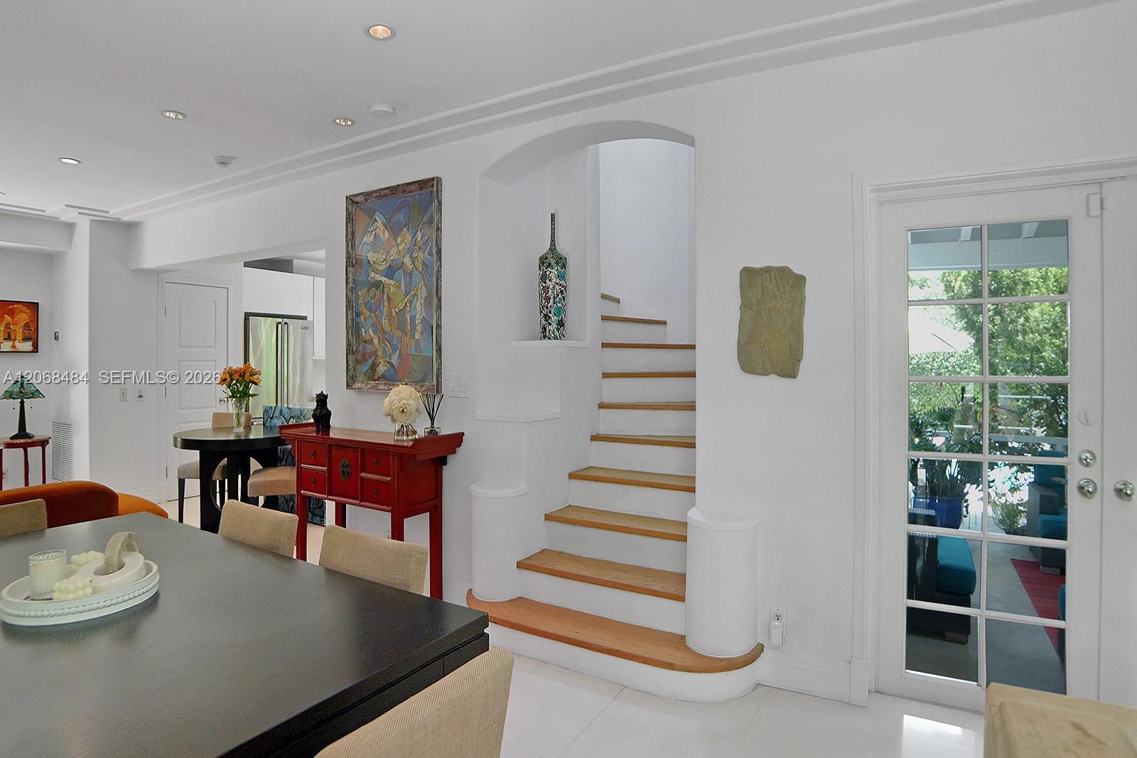 109 1st Dilido Terrace