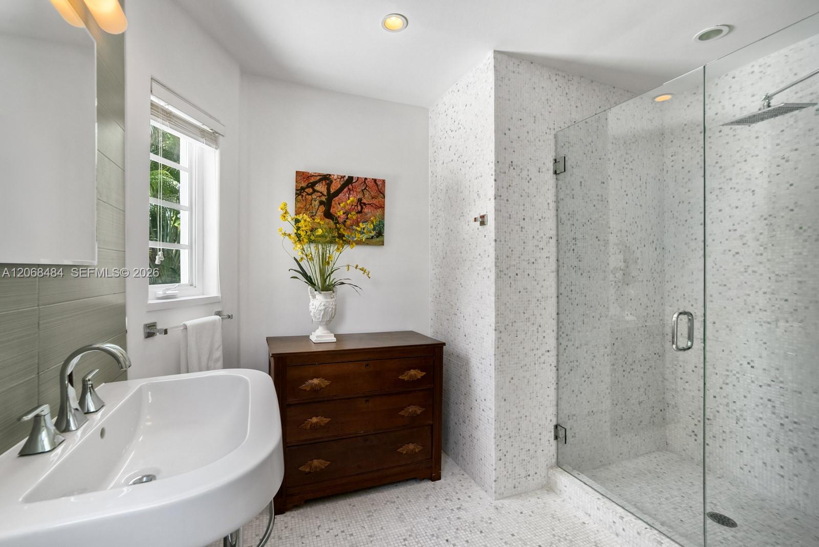 109 1st Dilido Terrace