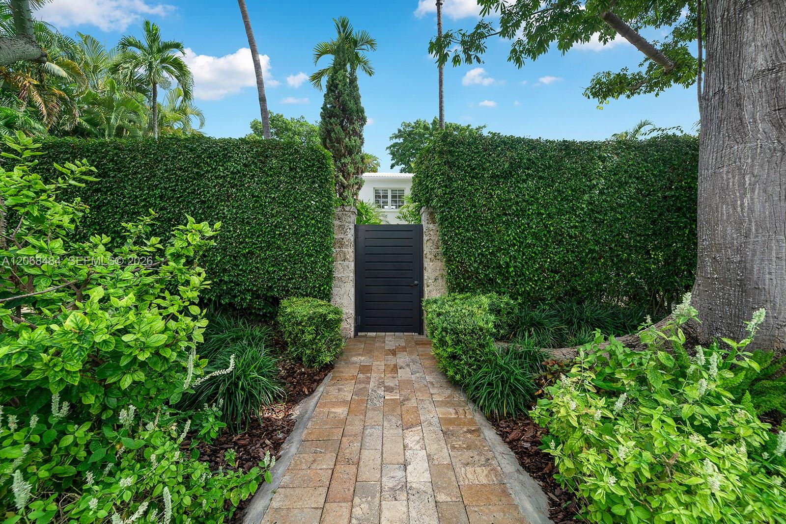 109 1st Dilido Terrace