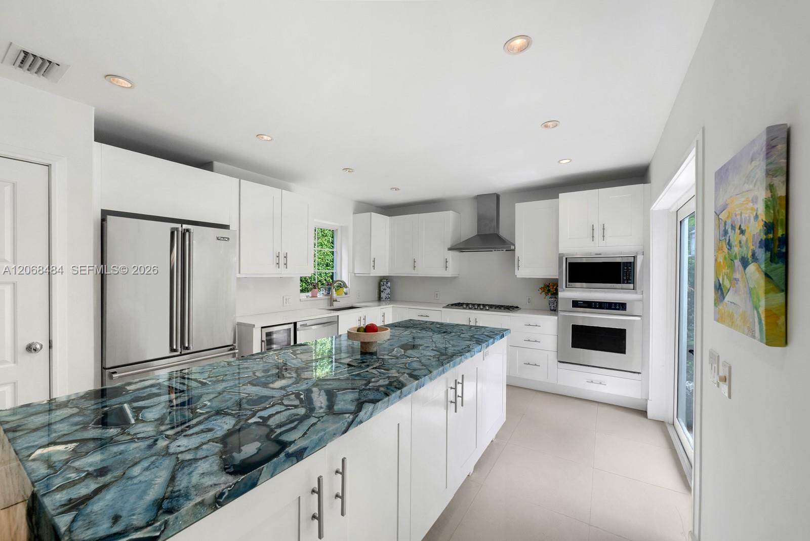 109 1st Dilido Terrace