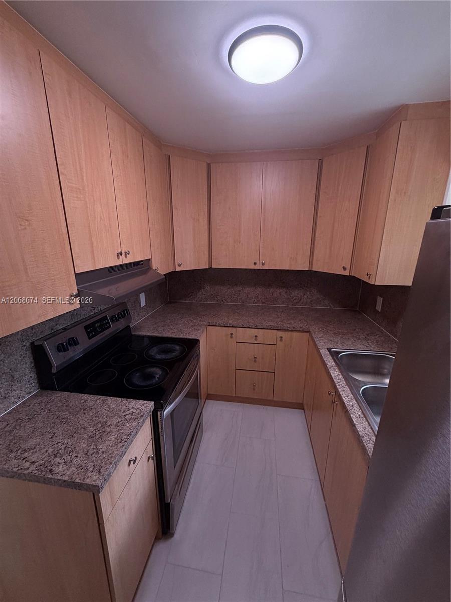 70 SW 14th Terrace
