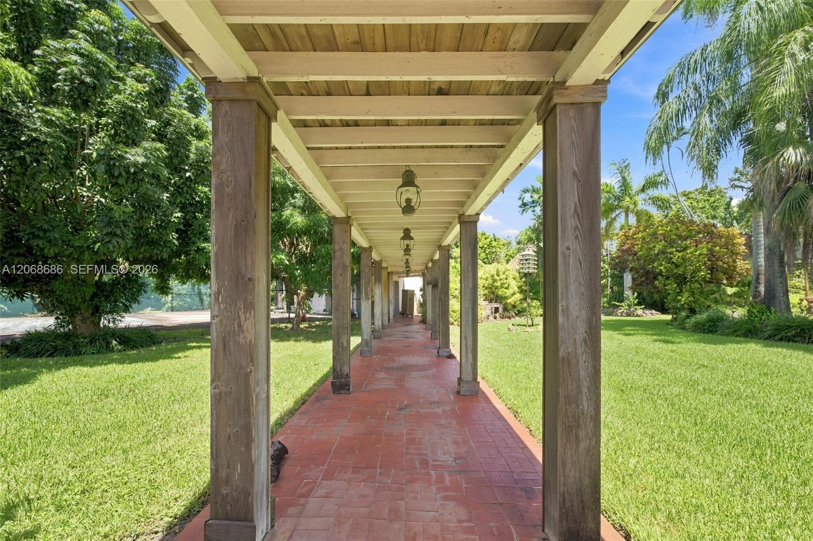 5885 SW 56th Street