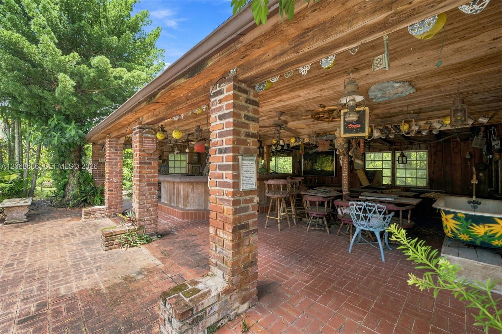5885 SW 56th Street