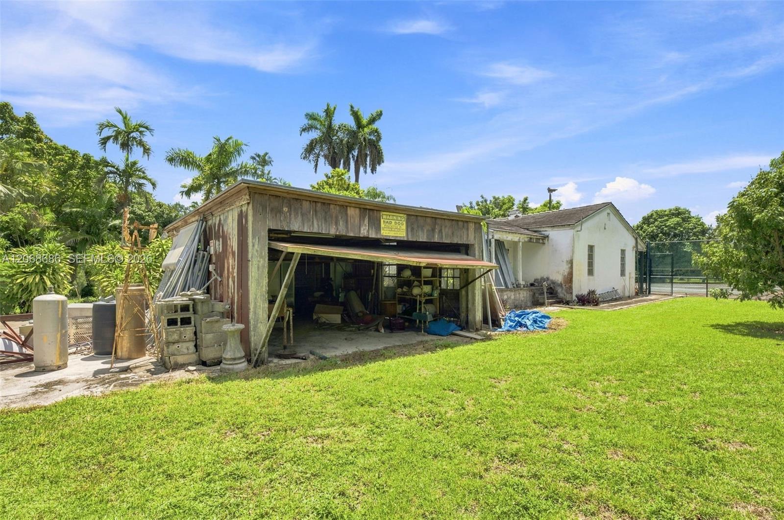 5885 SW 56th Street