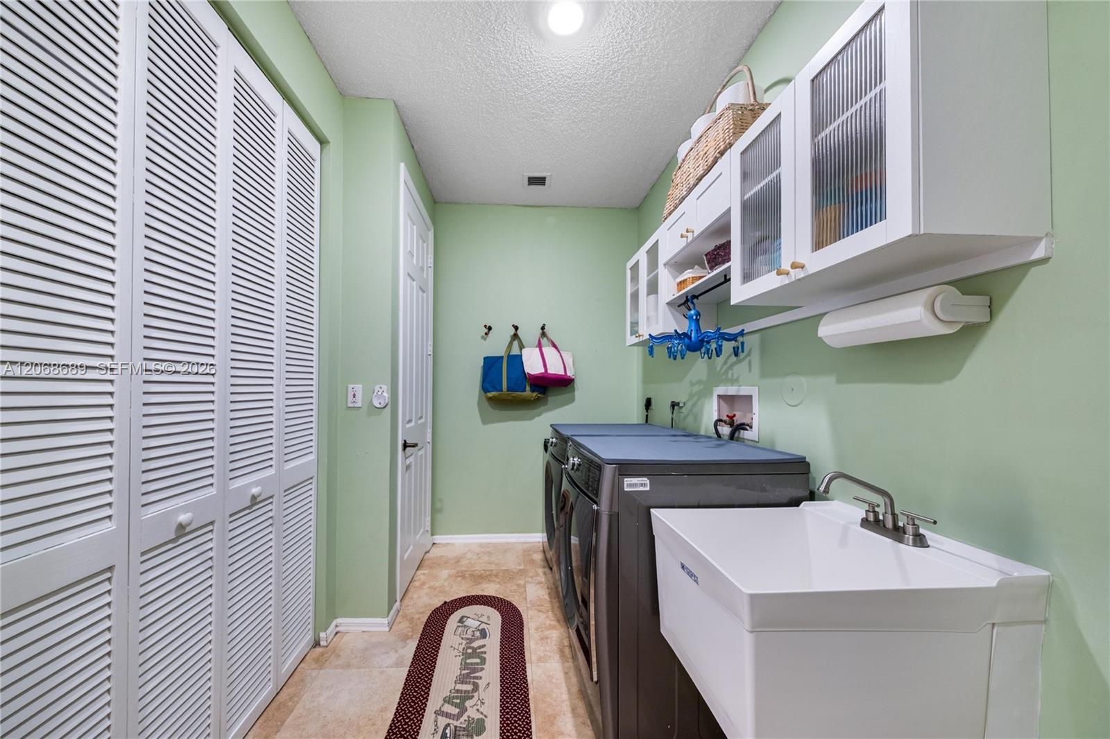 10660 SW 44th Court