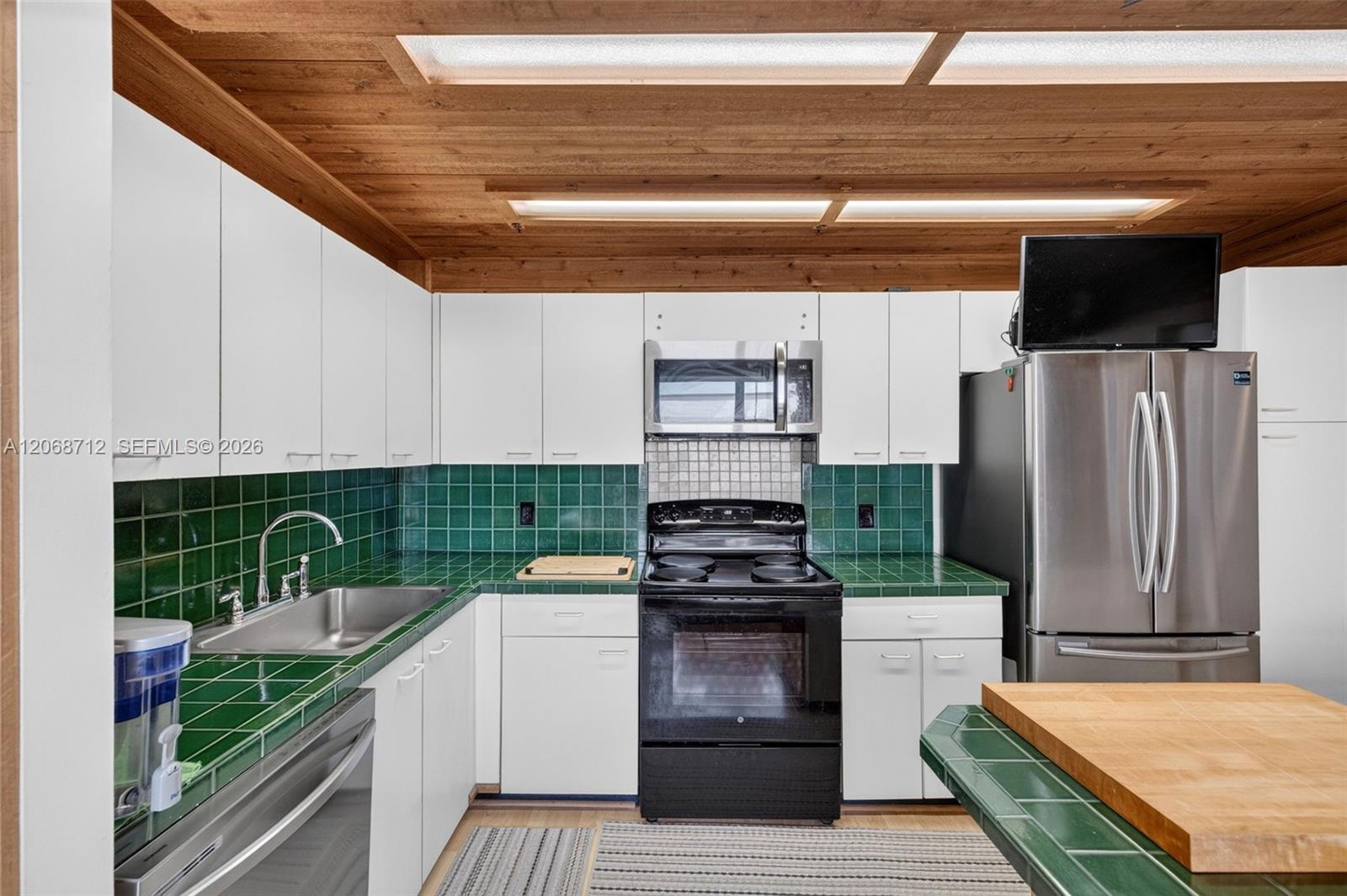 3350 NE 192nd Street