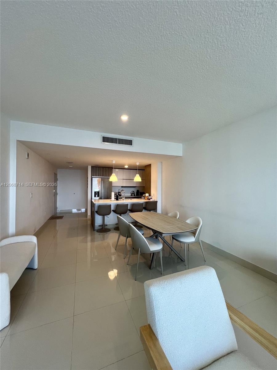 600 NE 27th Street