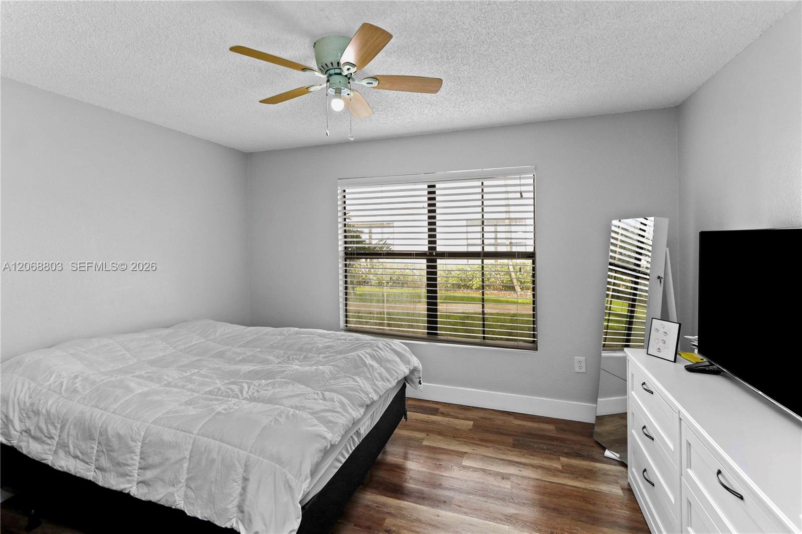 15600 SW 106th Lane