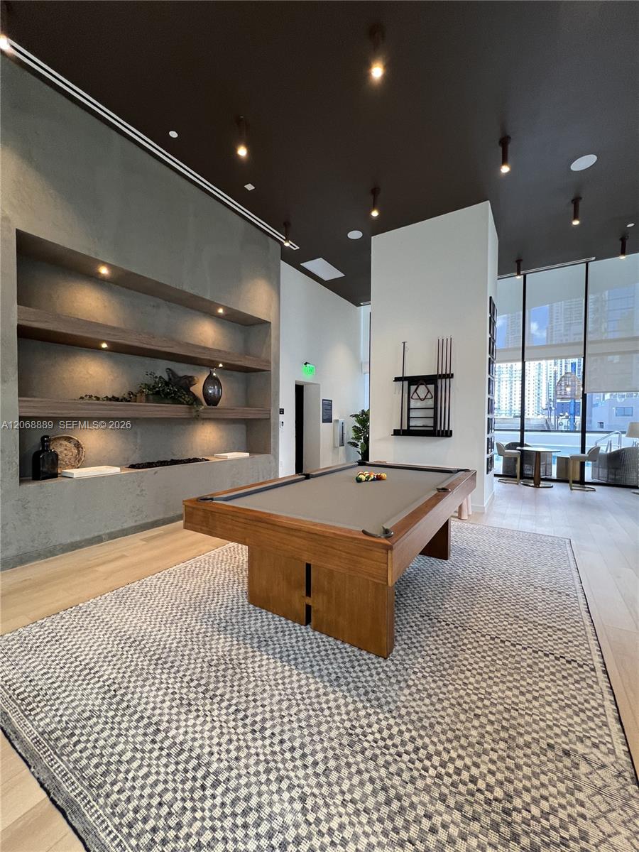225 N Miami Avenue