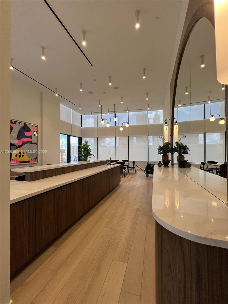 225 N Miami Avenue