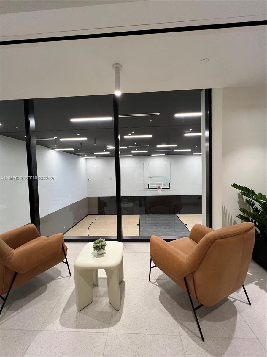 225 N Miami Avenue