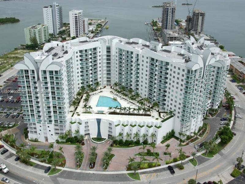 7900 Harbor Island Drive