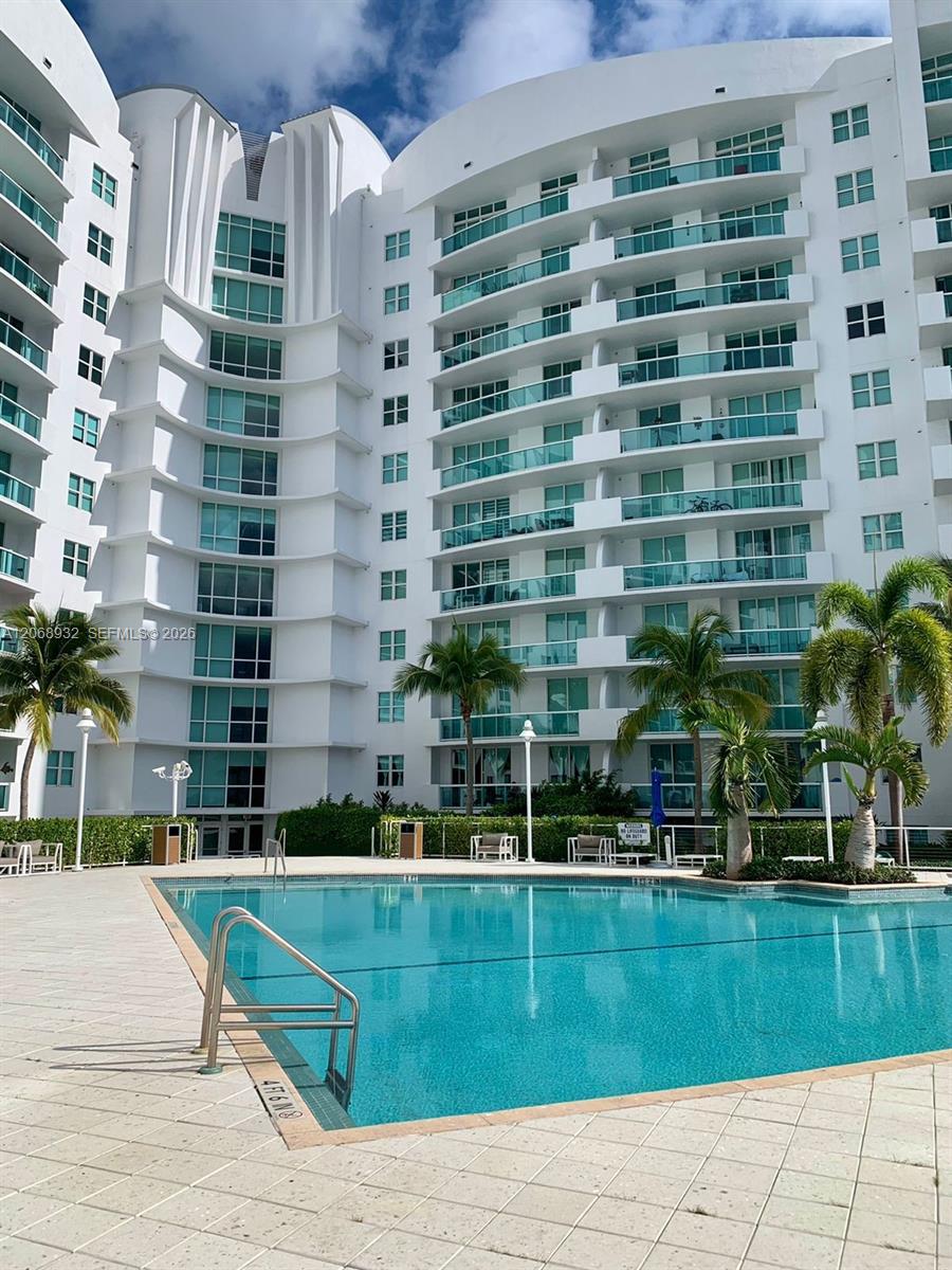 7900 Harbor Island Drive